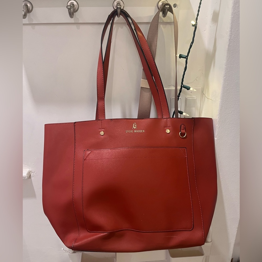 steve madden tote bag